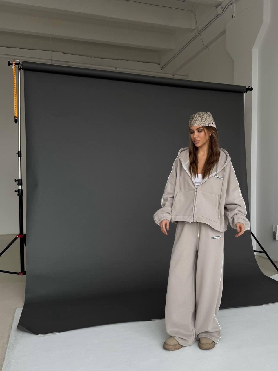 костюмы спортивные женский,костюм спортивный с,толстовка с капюшоном,костюмы спорт,толстовка