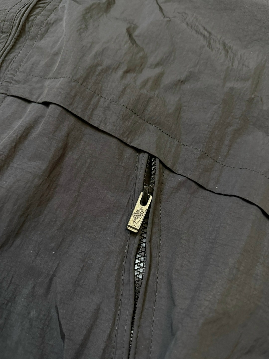 бежевый спортивный костюм,спортивный костюм nike мужской,спортивные костюм,спортивные костюмы мужские