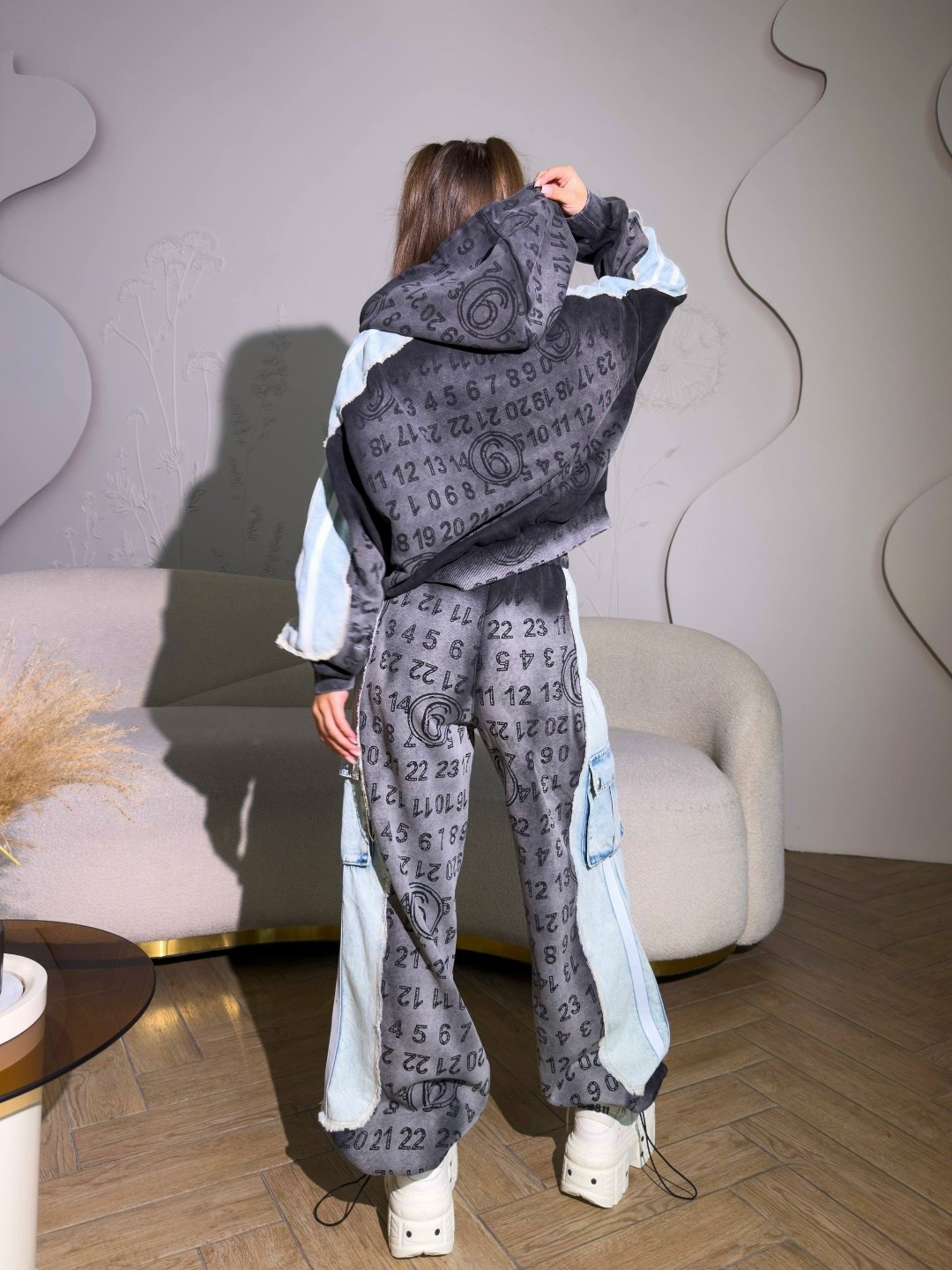 стильные костюмы,спортивные костюмы женские,костюм спортивный с,женские костюмы,стильные спортивные костюмы