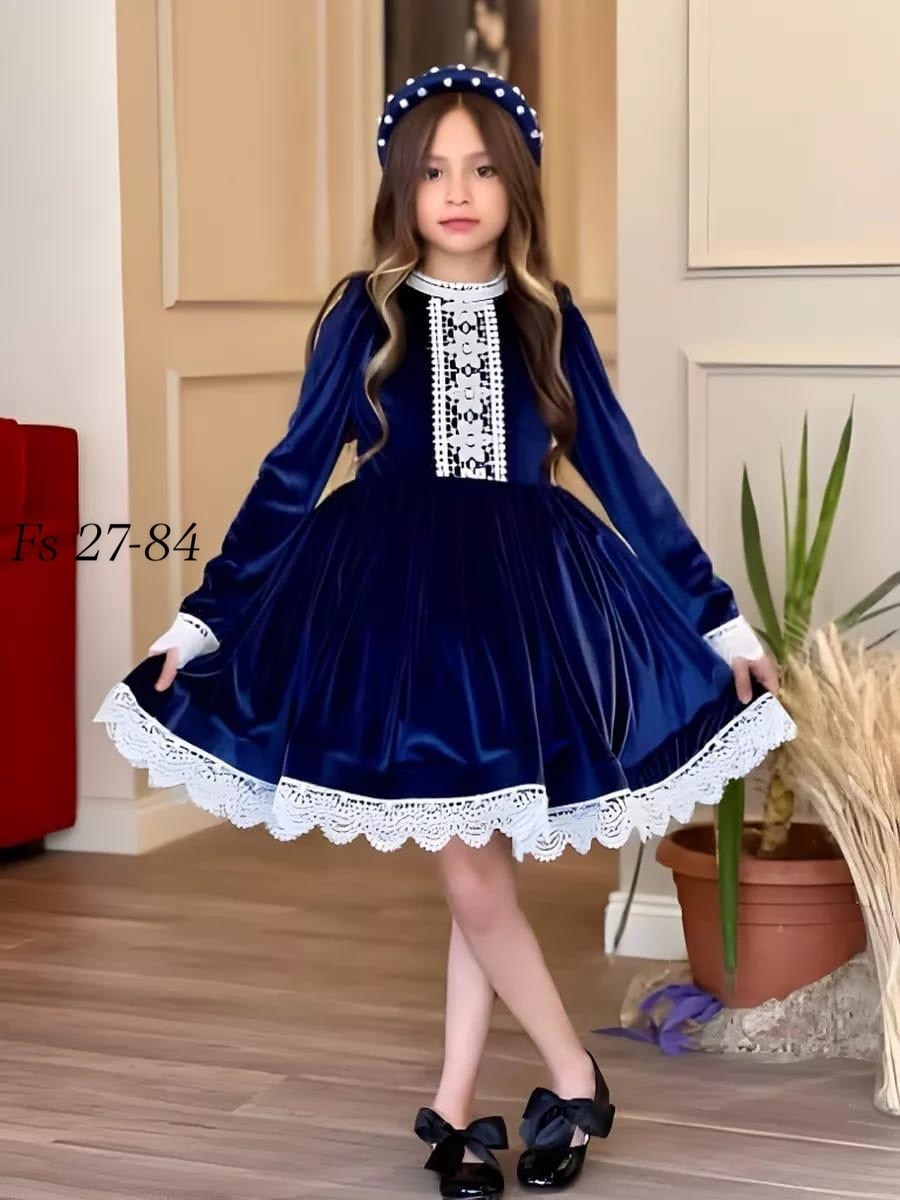 бархатное платье для девочки,платье для девочек,бархатное платье,вельветовое платье для девочки,платье школьное для девочек