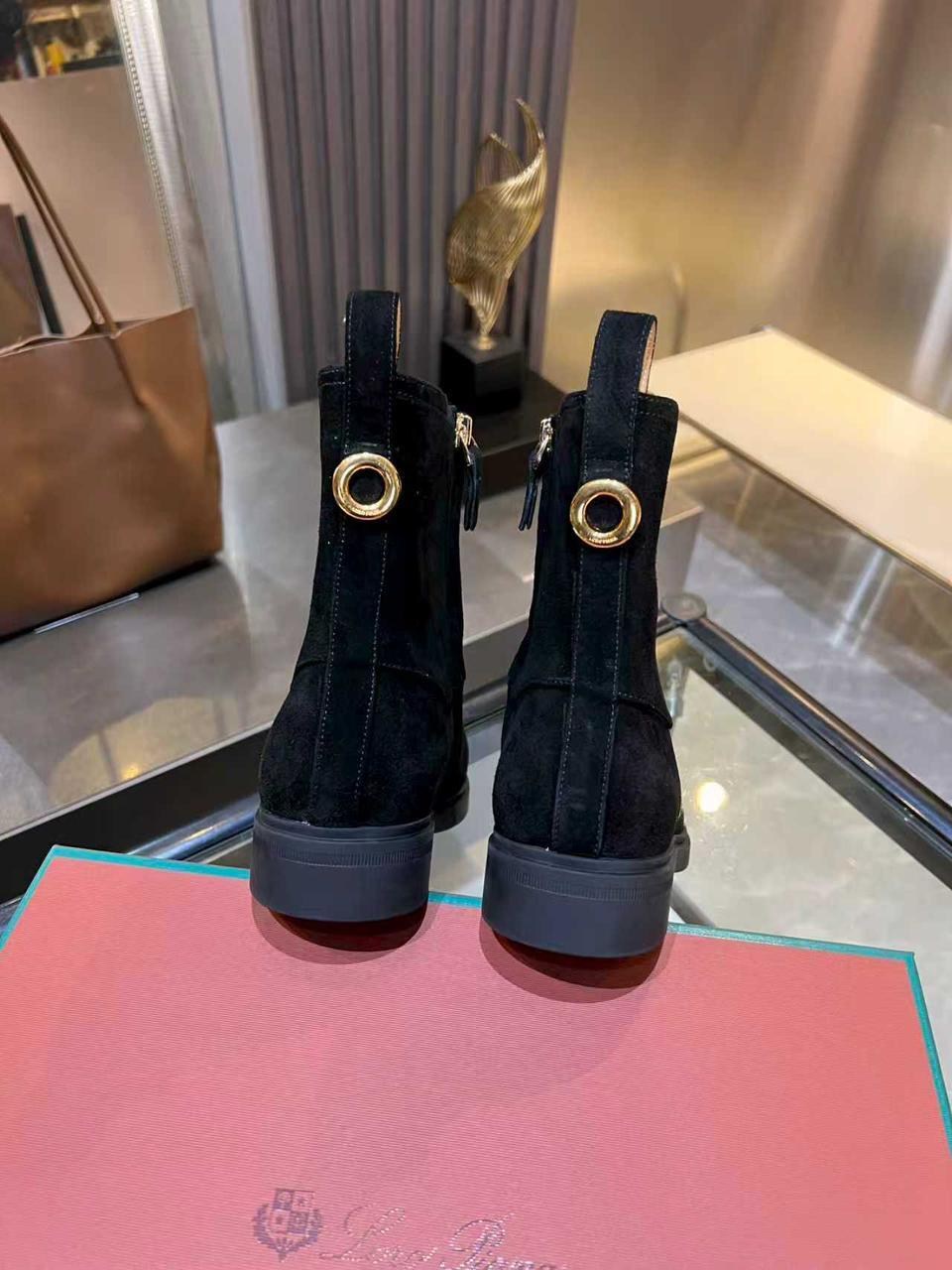 ботинки женские,,замшевые ботинки,женские ботильоны louis vuitton,женская