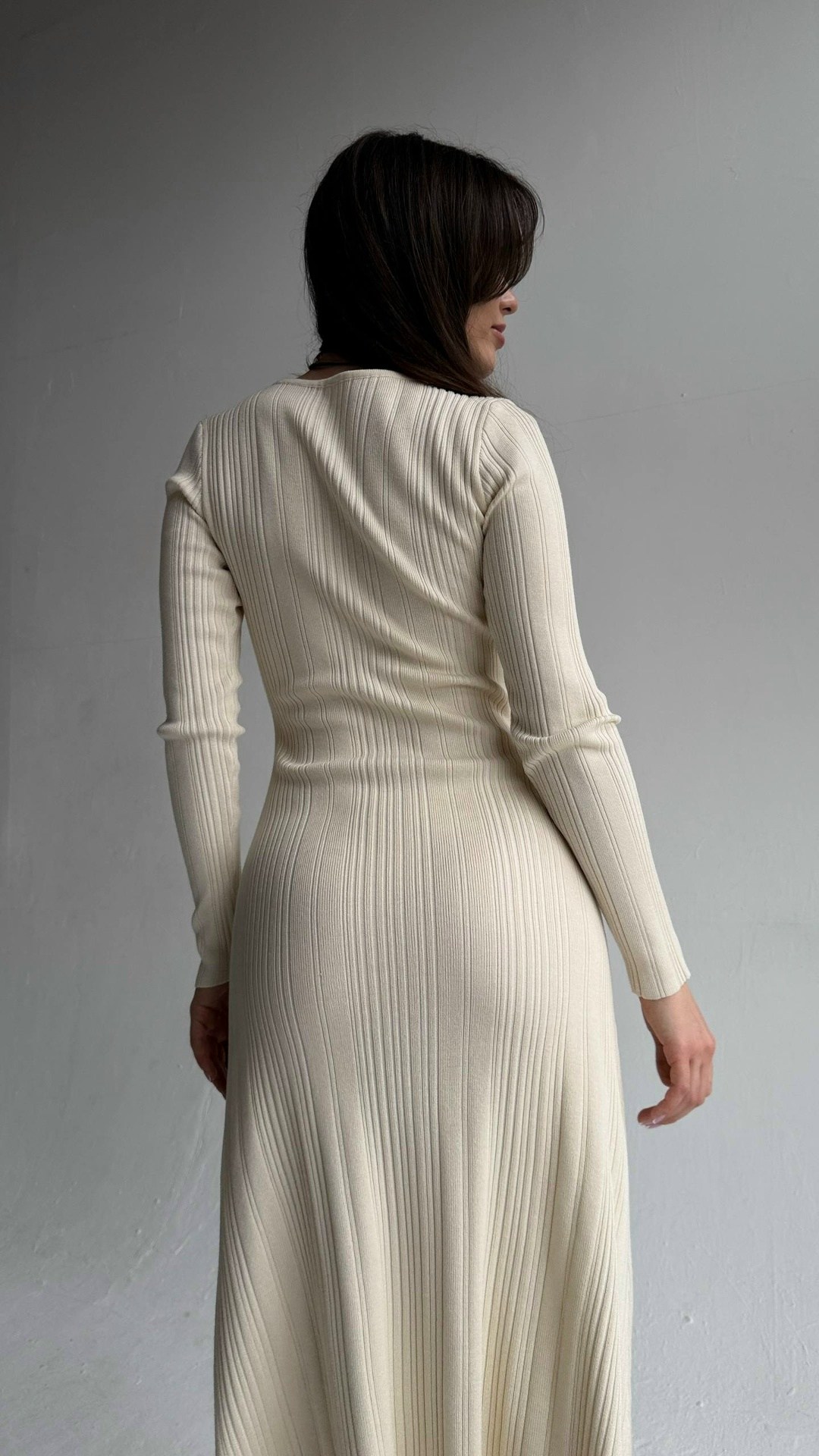 платье трикотажная,платье лапша вязаное,платье вязаное,платье длинное вязаное,вязаное платье со складками