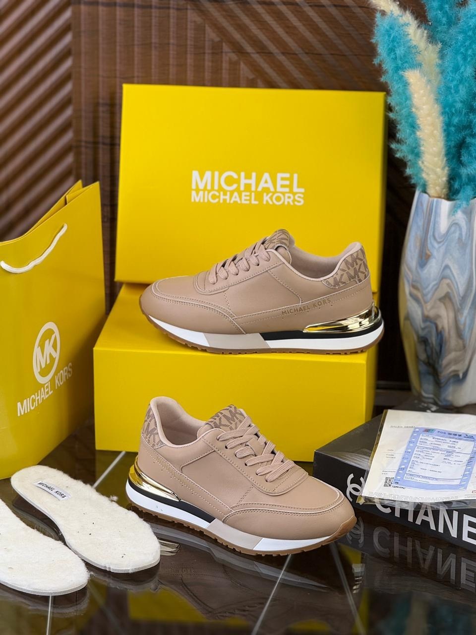 michael kors кроссовки женские,кроссовки michael kors,кроссовки michael michael kors,michael kors store,женские кроссовки michael kors allie trainer
