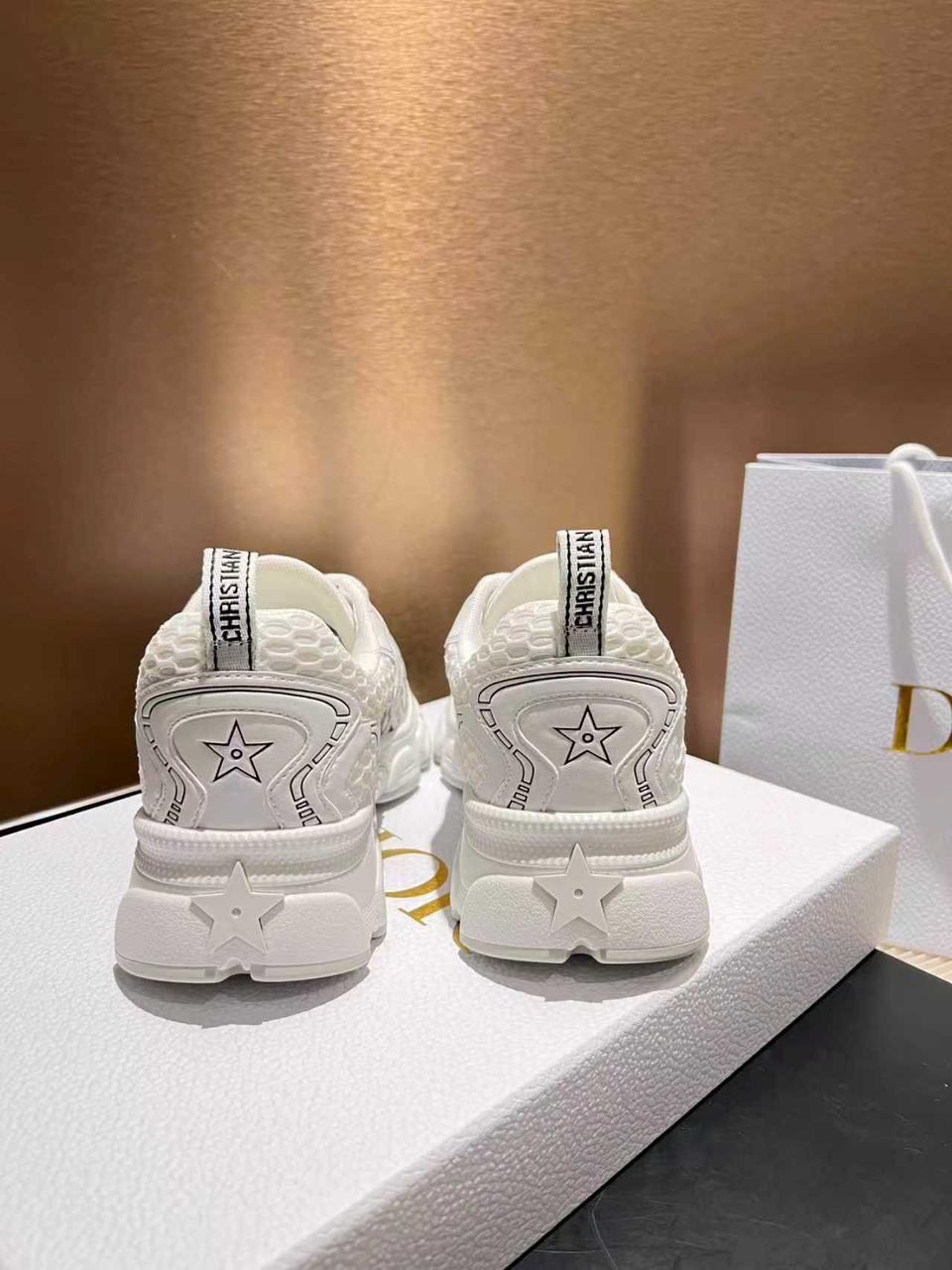 dior кроссовки,кроссовки christian dior,диор кроссовки,кроссовки,кроссовки женскиe