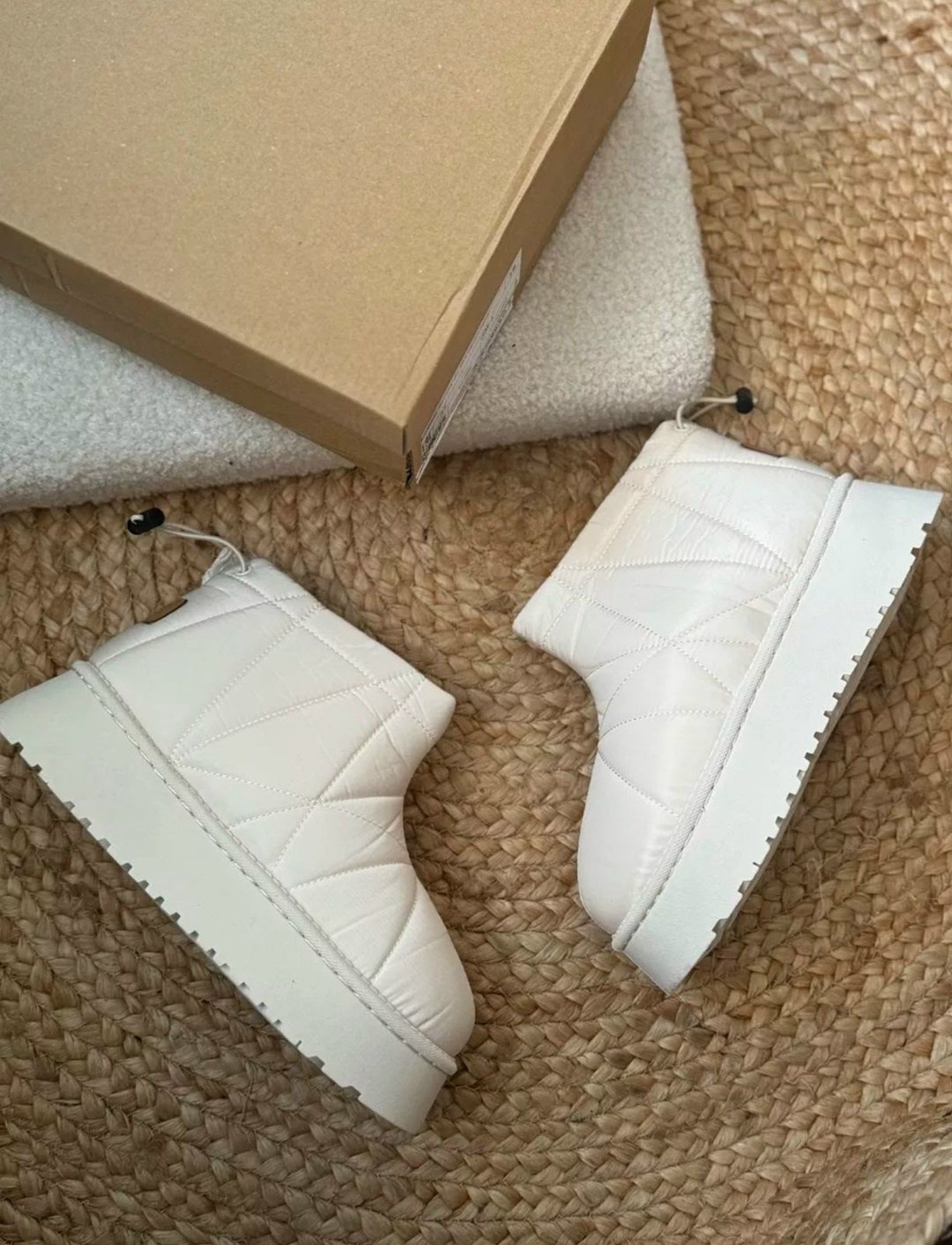 ,угги женские,угги дутики женские короткие на высокой платформе,дутики женские,угги женские зимние