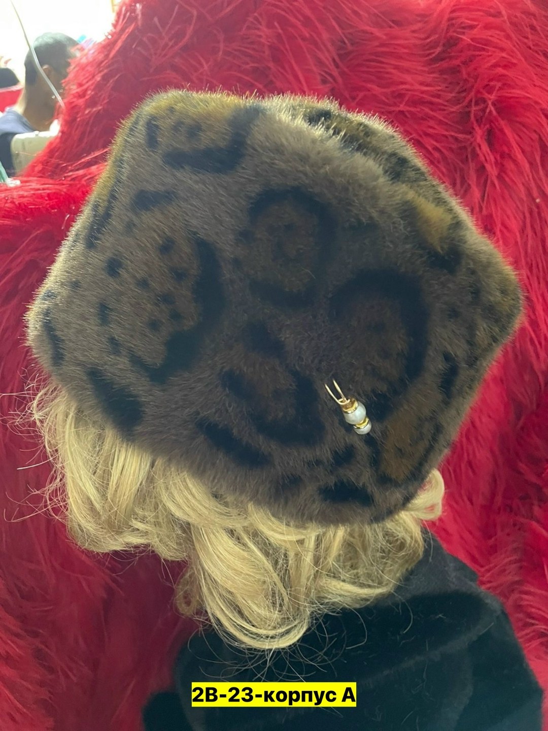 белая норковая шапка,меховая женская шапка,женские зимние шапки,шапка норковая женская,норковые шапки