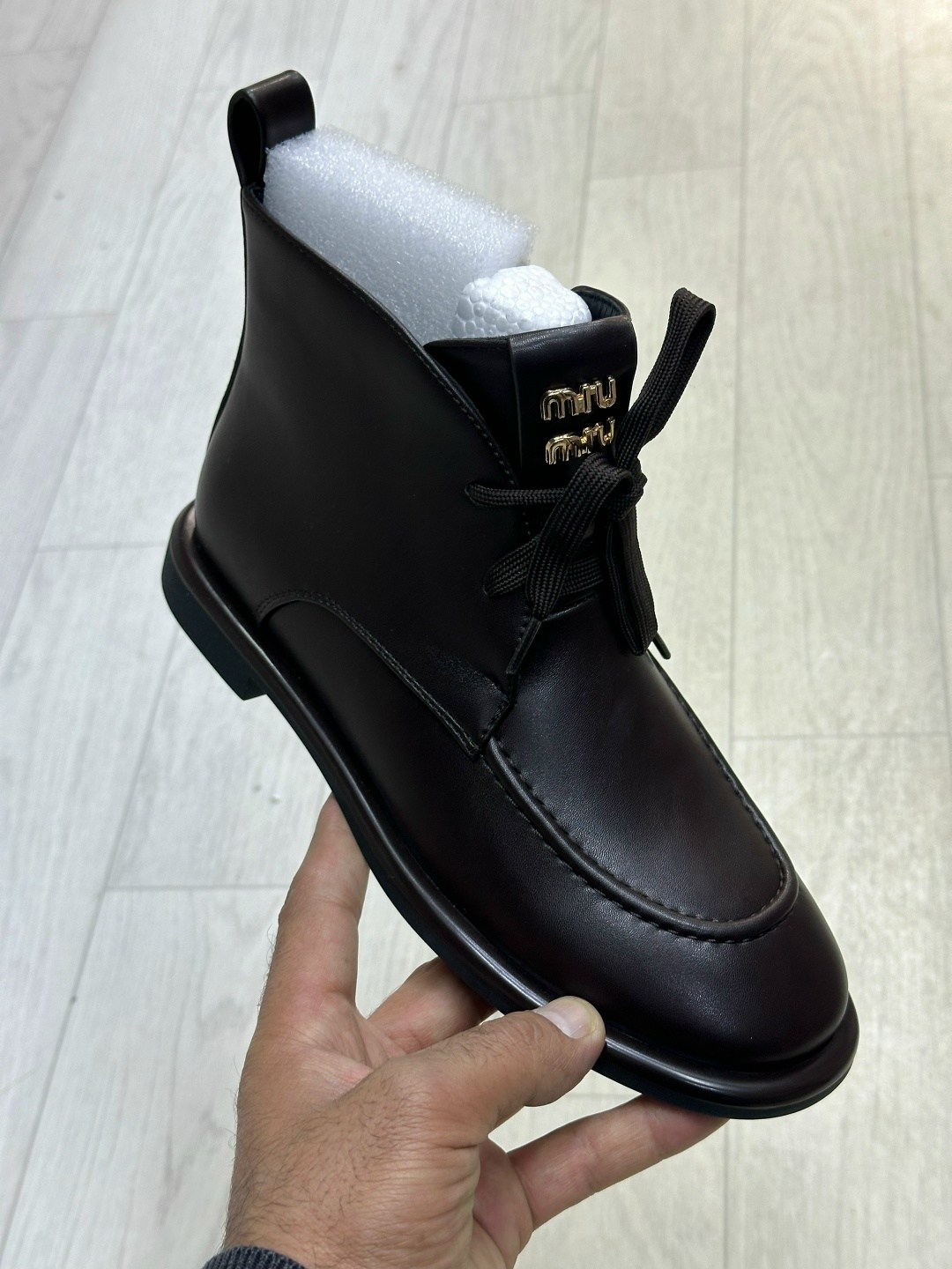 ,женская ,женские ботинки,стильные ботинки,лоферы замшевые