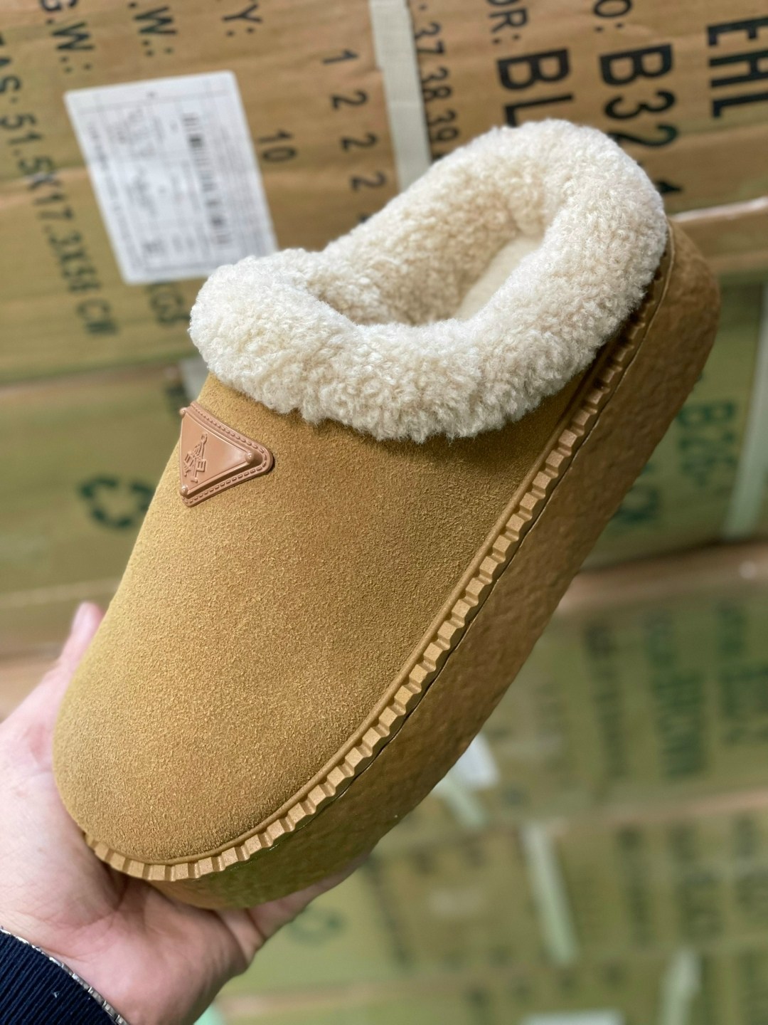 ,домашние тапочки теплые,теплые тапочки,тапочки зимние,домашние тапочки