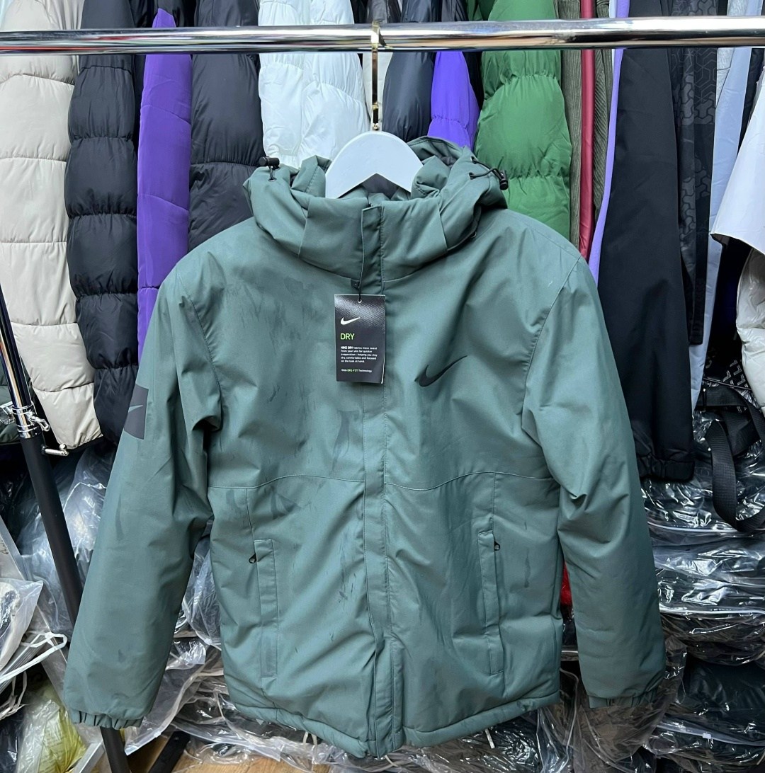 куртка мужская зимняя nike,зимняя куртка nike,куртка nike демисезонная,куртка мужская nike,демисезонная куртка