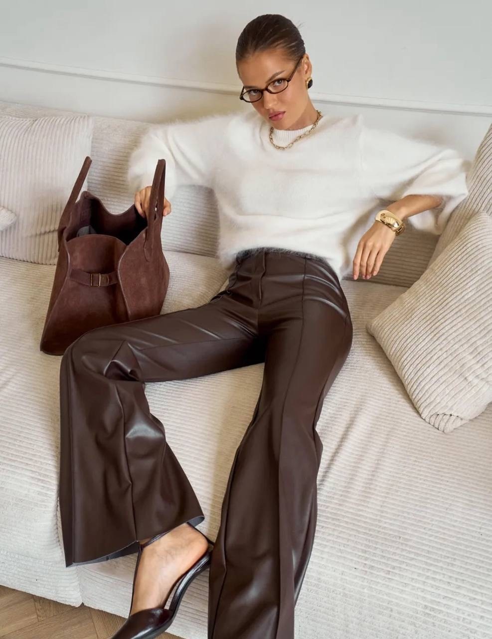 кожаные брюки женские,кожаные брюки,брюки клеш кожаные,брюки клеш экокожа,коричневые кожаные брюки