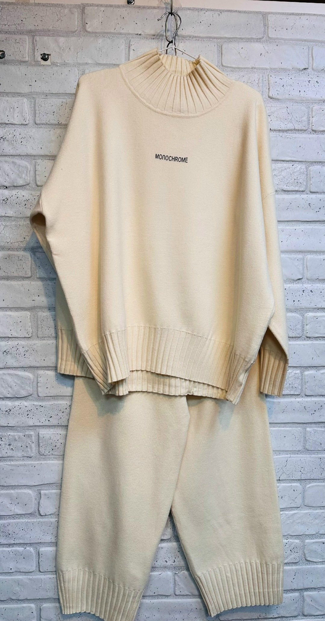 костюмы женские,стильные костюмы,трикотажный костюм,костюм с кофтой,трикотажные костюмы женские