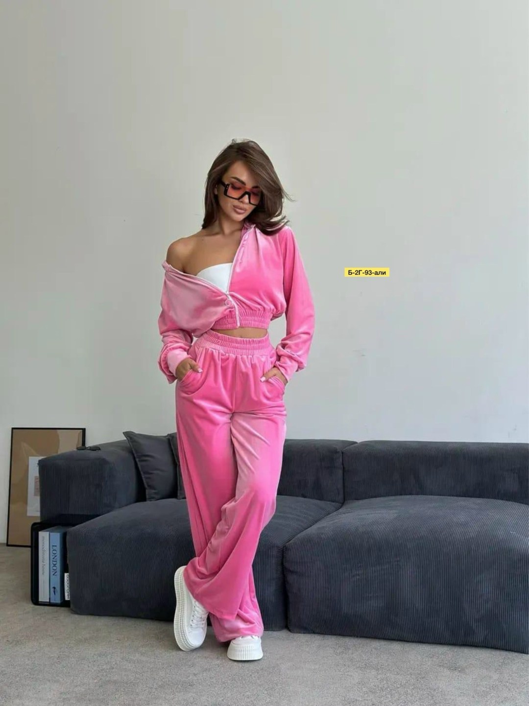 костюм женский велюровый,костюм велюровый,велюровый костюм спортивный,велюровый спортивный костюм женски,черный велюровый костюм женский