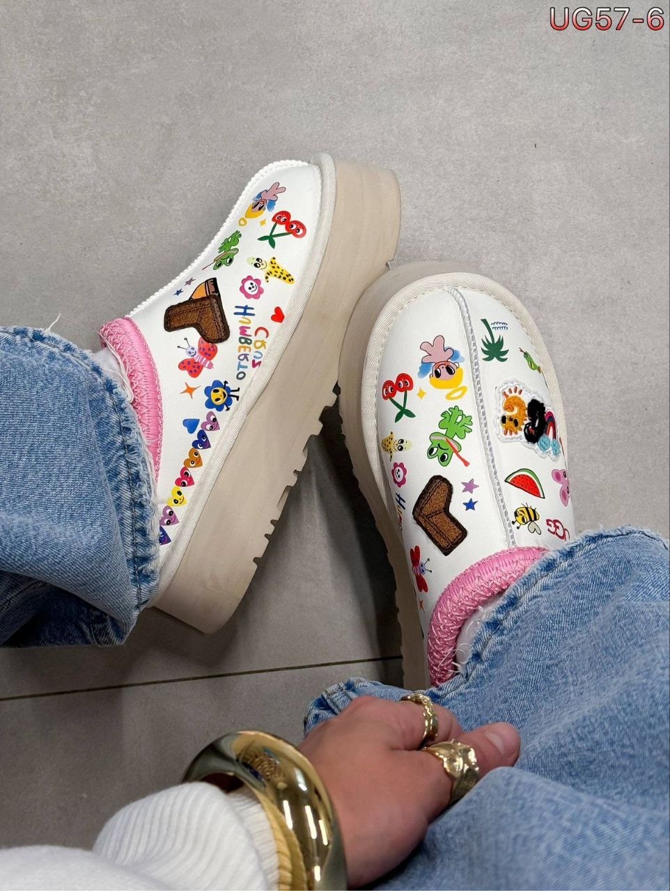 ,женская ,детская , модная,лимитированные кроссовки