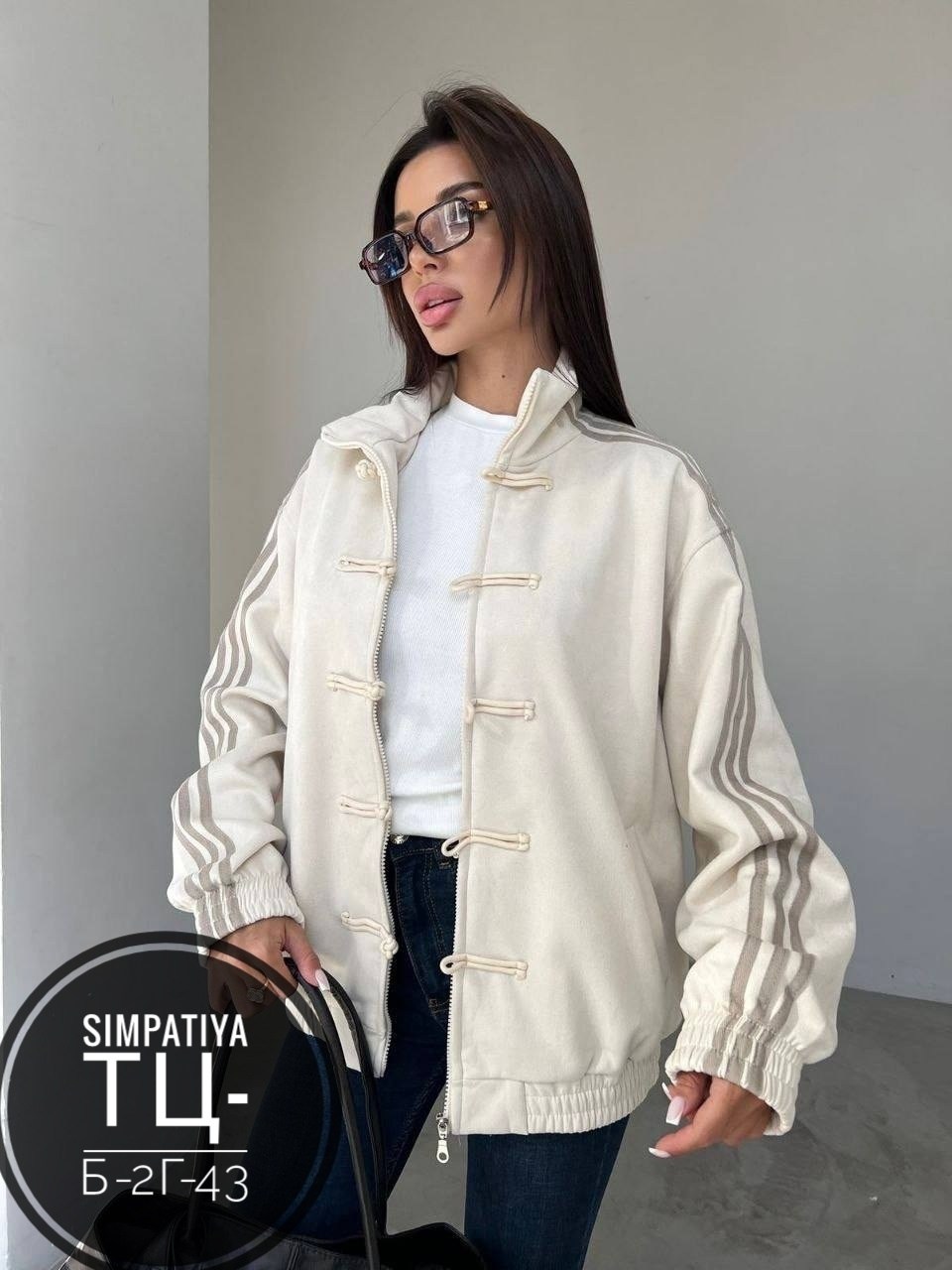 демисезонная куртка,куртка бомбер,стильная куртка,куртка женская,легкая куртка