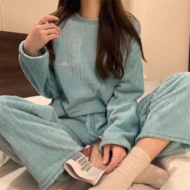 пижама теплая женская,теплая пижама женская флисовая,махровая пижама,теплая пижама,плюшевая пижама женская