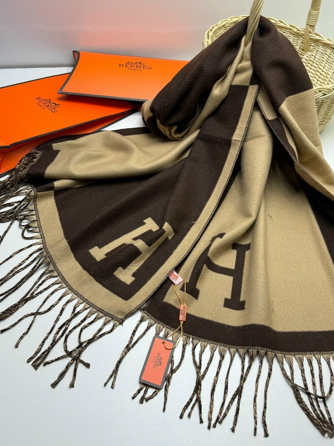 палантин кашемировый hermes,палантин hermes,палантин кашемировый двухсторонний,кашемировый палантин,женские кашемировые шарфы