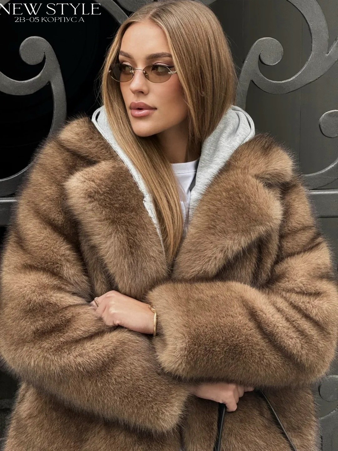 шуба норковая с капюшоном,шуба из норки с капюшоном,норковая шуба,шуба с капюшоном,норковый полушубок с капюшоном