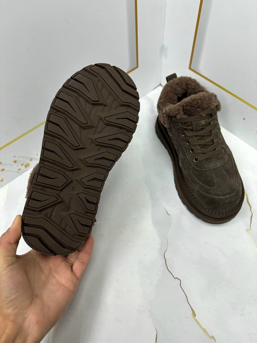 ,зимняя женская ,обуви, женская,женские зимние кроссовки