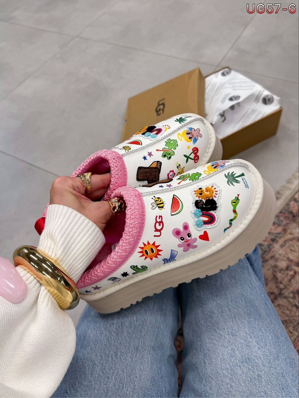 ,женская ,детская , модная,лимитированные кроссовки