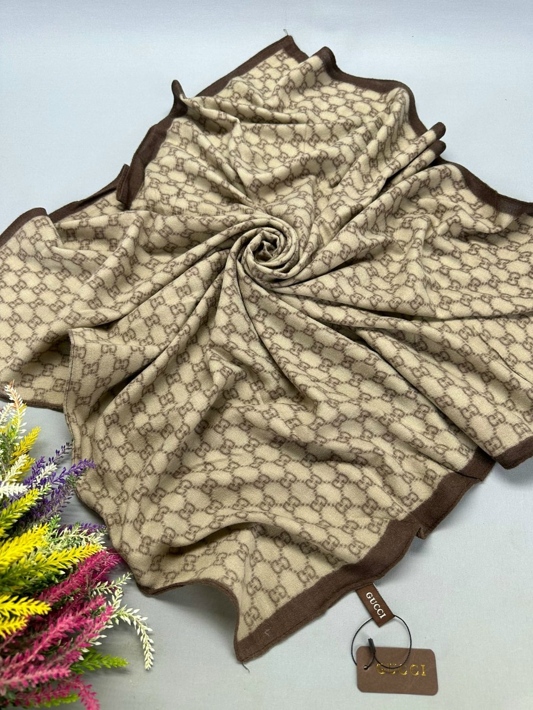 платок gucci,женский платок,брендовый платок,новинки платок,платки двусторонняя