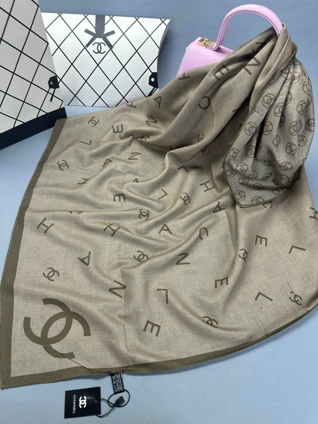 платок gucci,женский платок,брендовый платок,двусторонние платки,шарфы и платки