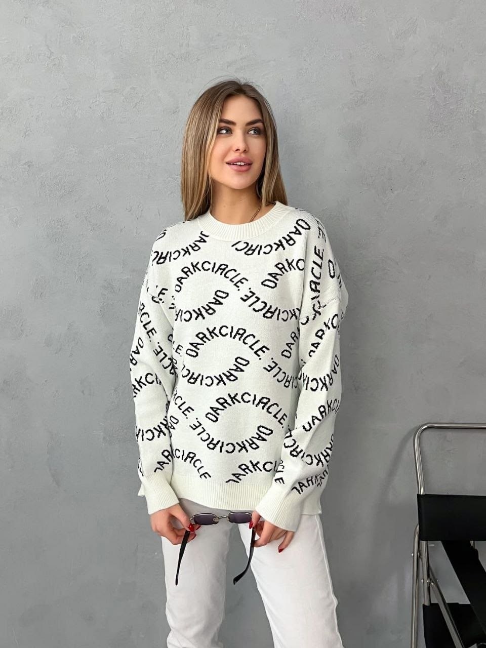 свитер оверсайз вязаный,свитера женские,свитер тренд 2025,свитер в стиле оверсайз,кофта женский