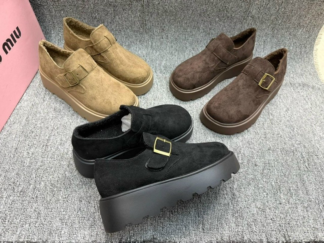 , на плоской подошве,женские туфли на плоской подошве,женская , повседневные