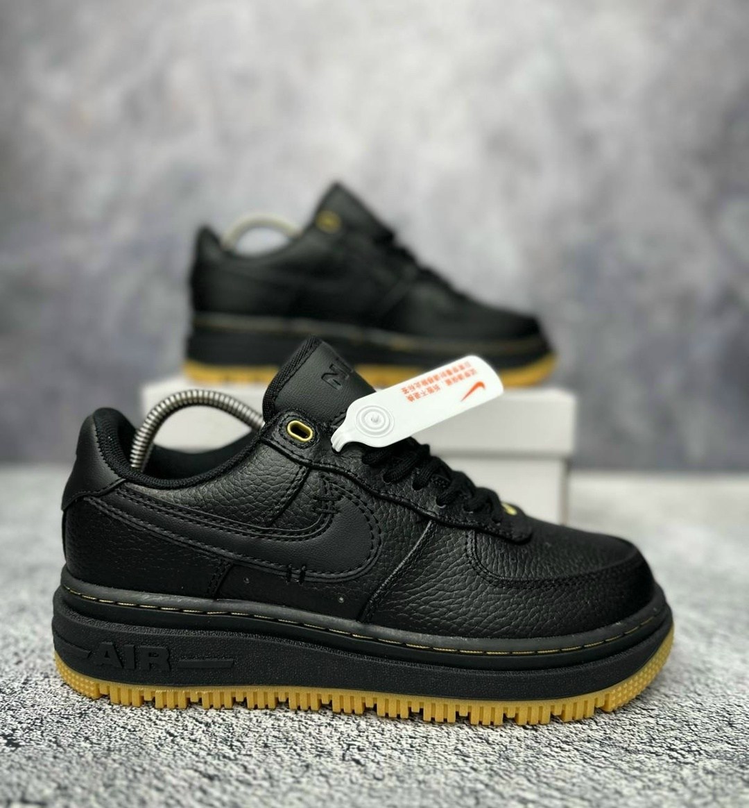 кросcовки nike air force 1,nike air force 1 low luxe,nike air force 1 low luxe black gum,nike air force 1 luxe,nike air force 1 luxe black gum