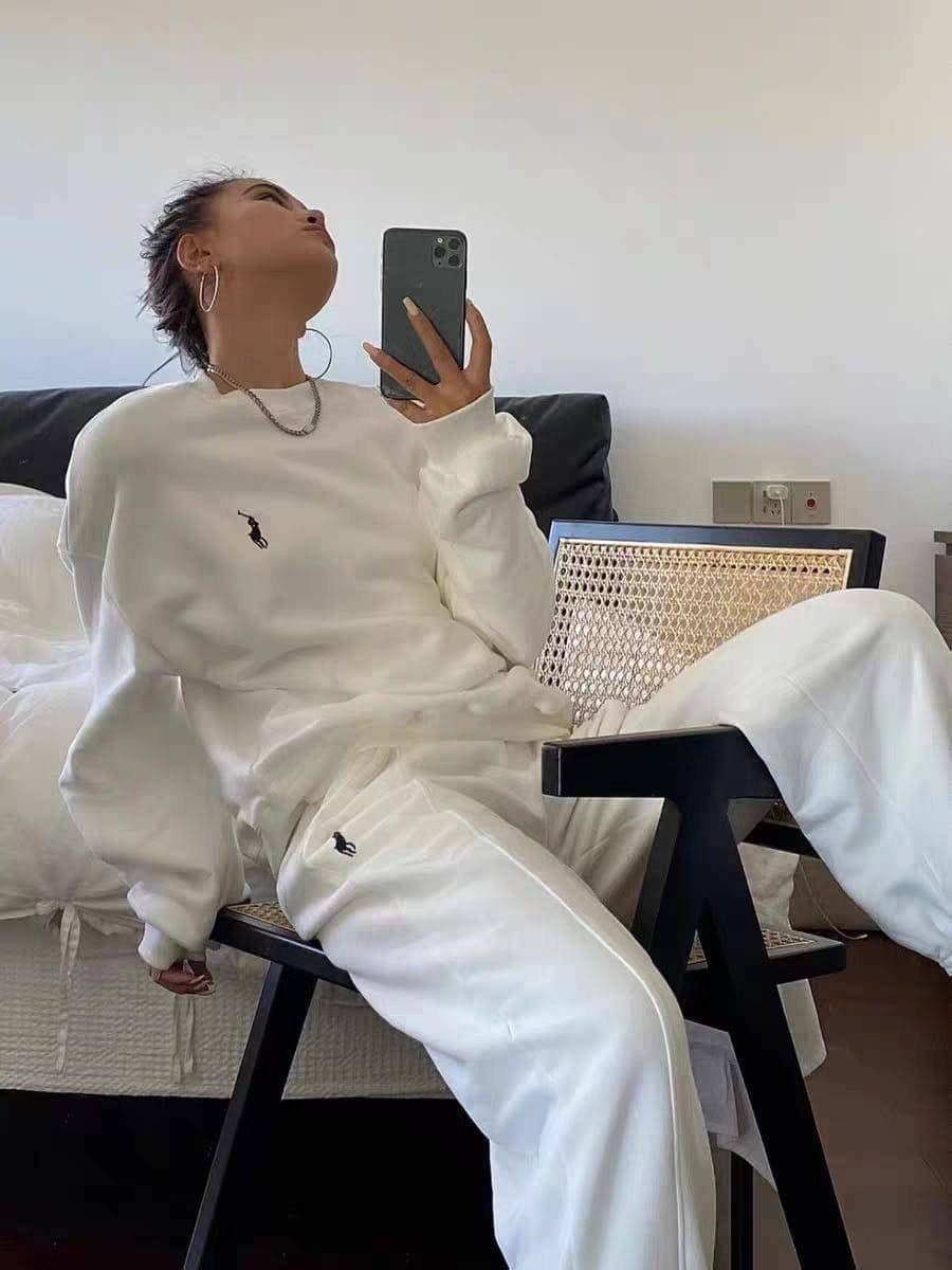 спортивные костюмы,спортивные костюмы женские,костюм спортивный женский белый,костюм белый,костюм спортивные женские костюмы