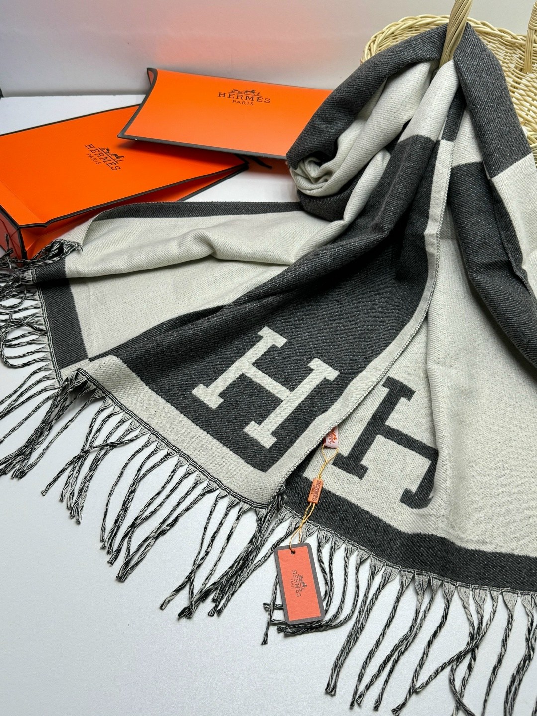 палантин кашемировый hermes,палантин hermes,палантин кашемировый двухсторонний,кашемировый палантин,женские кашемировые шарфы