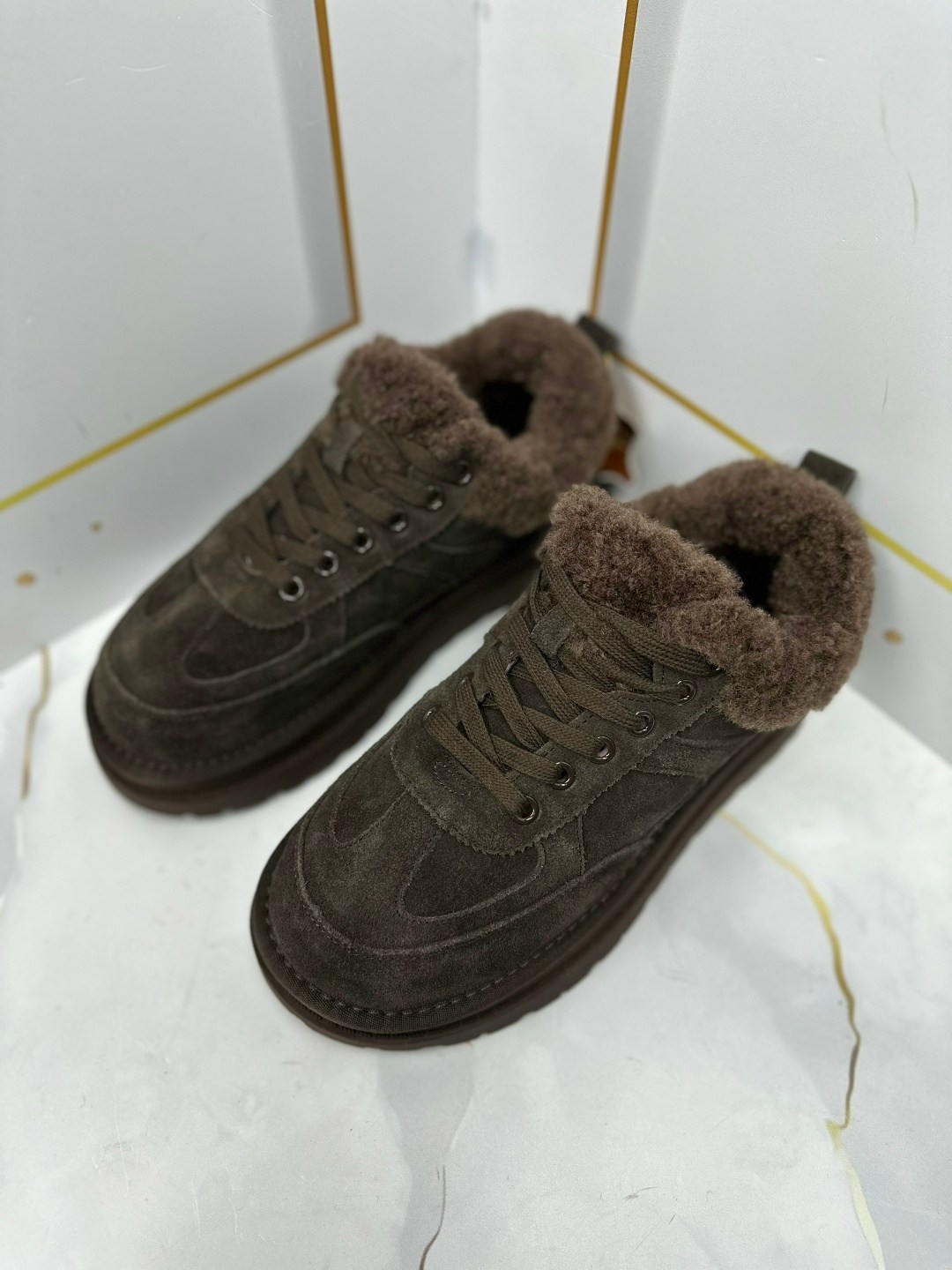 ,зимняя женская ,обуви, женская,женские зимние кроссовки