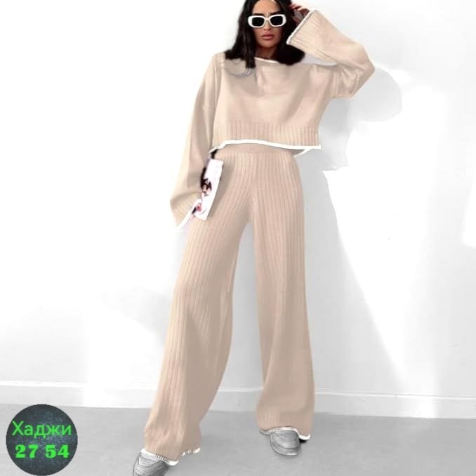 женский трикотажный костюм из двух предметов,костюм с брюками,женский трикотажный костюм,трикотажные костюмы,женский вязаный костюм
