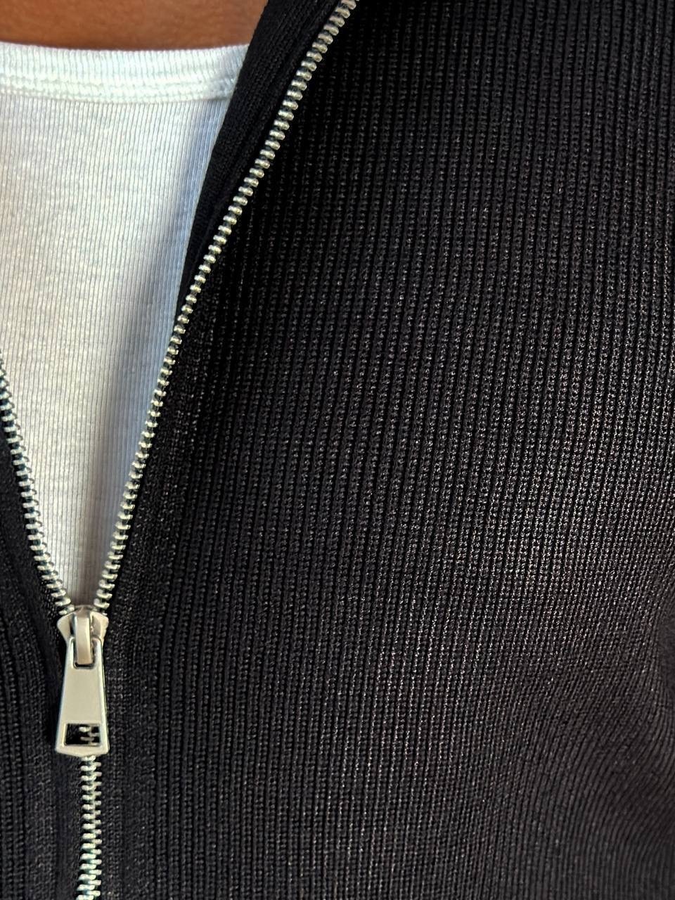 кофта мужской,свитер черный на молнии мужской,кофта на молнии,кофта на замке,свитер на молнии мужской