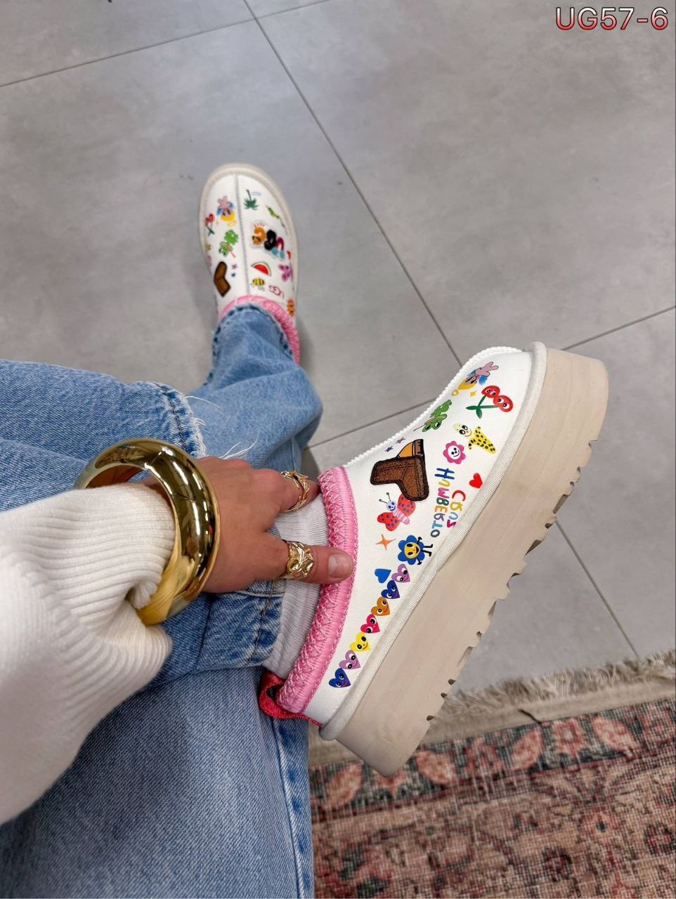 ,женская ,детская , модная,лимитированные кроссовки