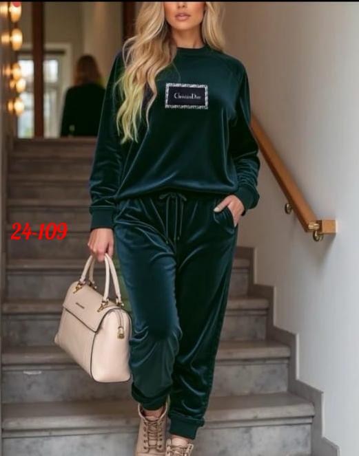 велюровый спортивный костюм женски,костюмы спортивные велюровые,костюм женский велюровый,велюровый спортивный костюм больших размеров,спортивный костюм женский велюровый