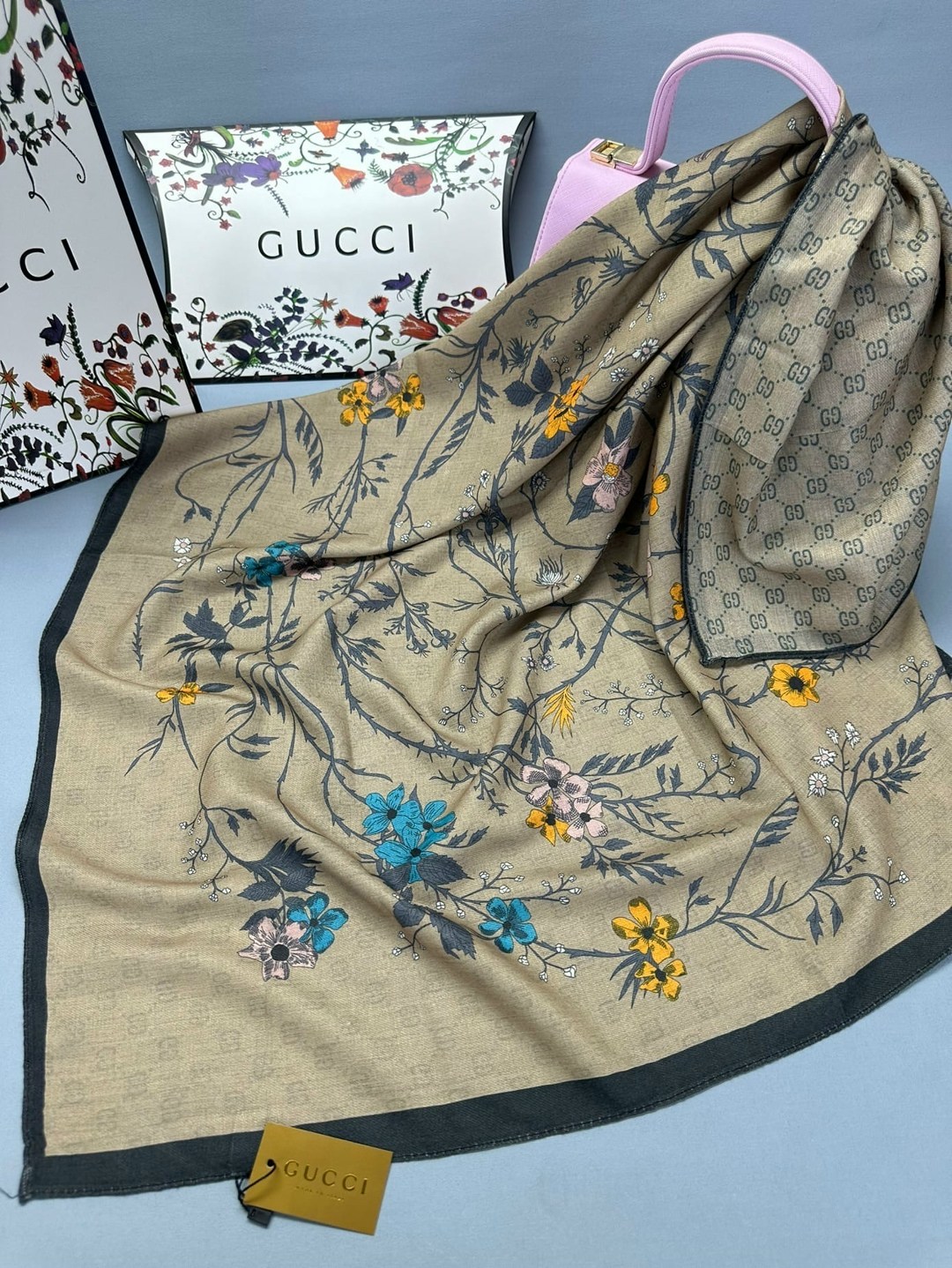 платок gucci,женский платок,брендовый платок,двусторонние платки,шарфы и платки