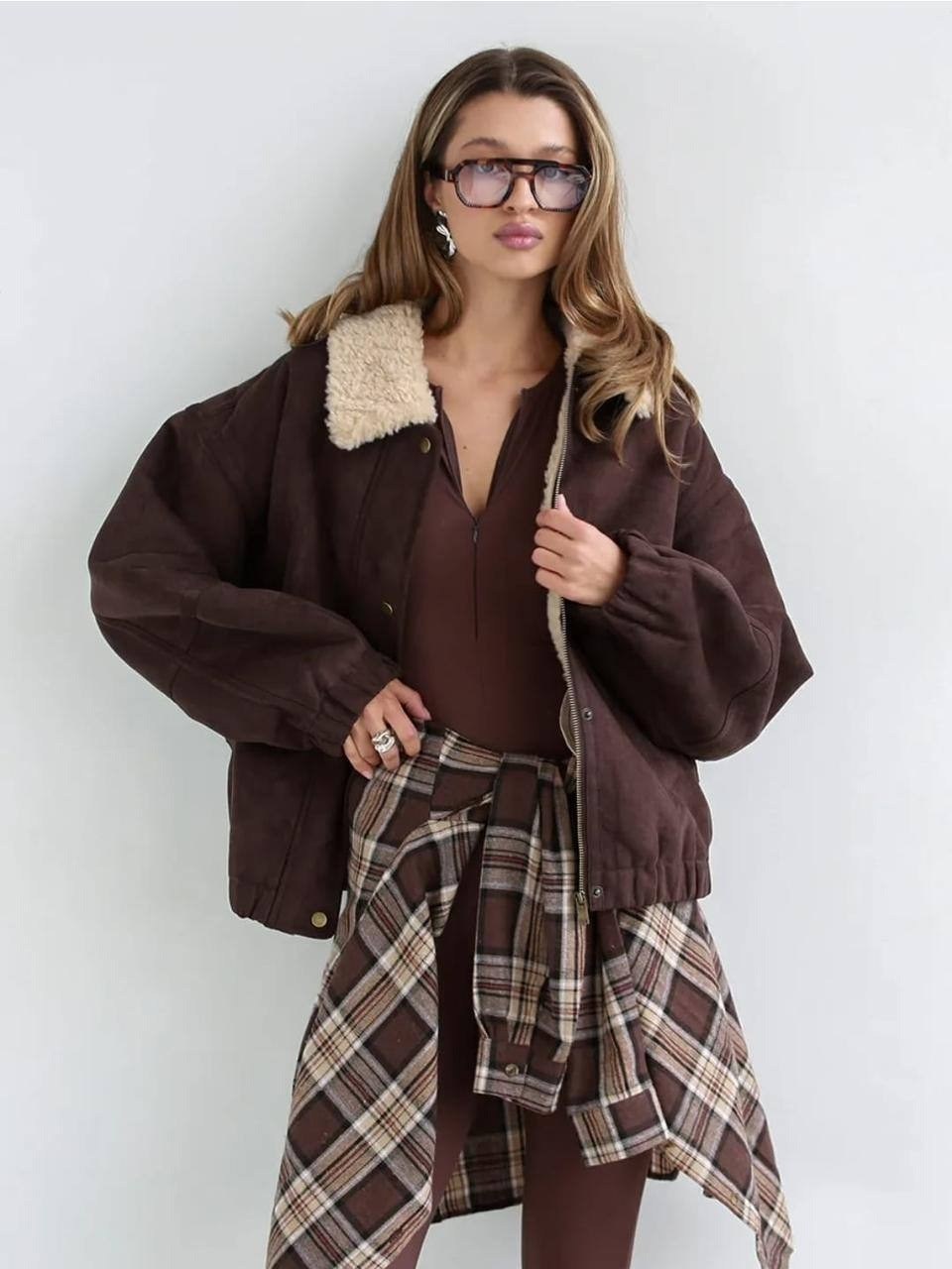 замшевая куртка,куртка бомбер,повседневная куртка,куртка коричневая,женская куртка бомбер