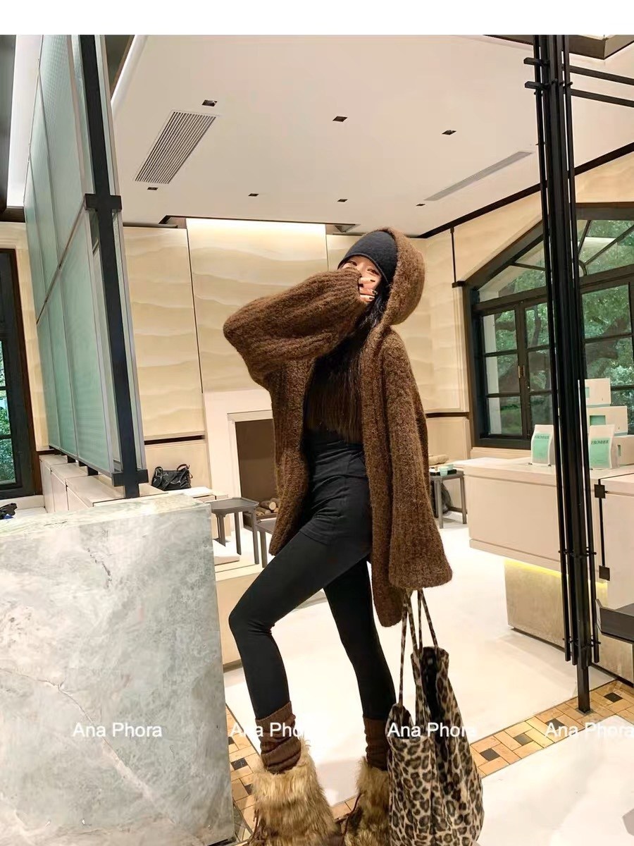 пальто из искусственного меха,вязаный кардиган с капюшоном,меховое пальто с капюшоном,пальто теплое,вязаная куртка