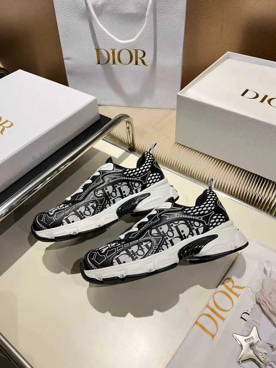 кроссовки dior,dior кроссовки мужские,кроссовки christian dior,диор кроссовки,кроссовки dior женские