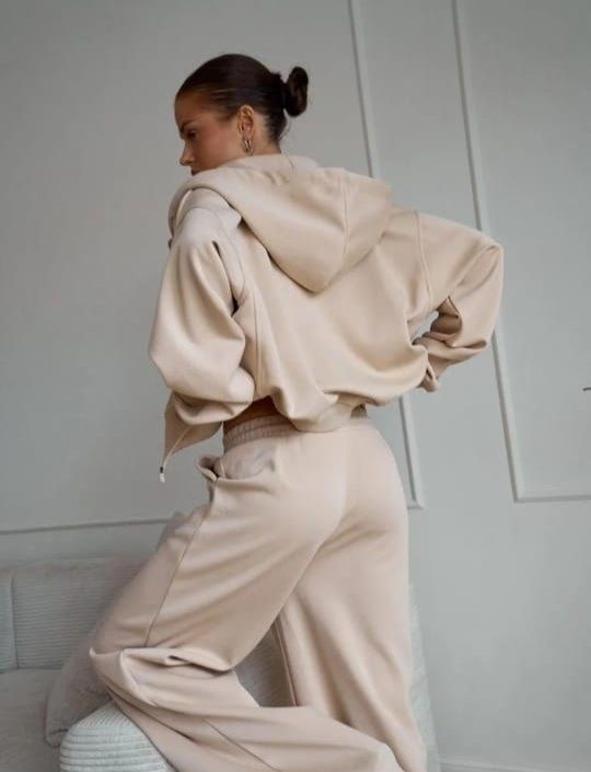 трикотажные костюмы,костюмы спортивные женские,костюм на флисе,костюм худи,cпортивный костюм женский на флисе