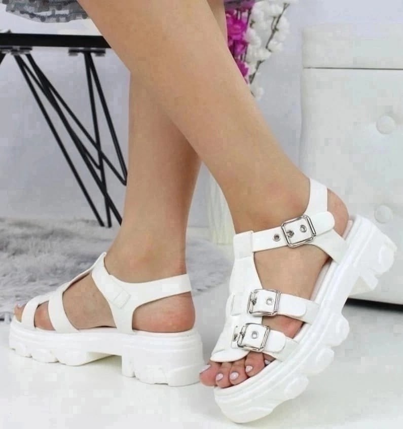 босоножки на большой подошве,массивные босоножки,женские босоножки,спортивные босоножки,босоножки на платформе