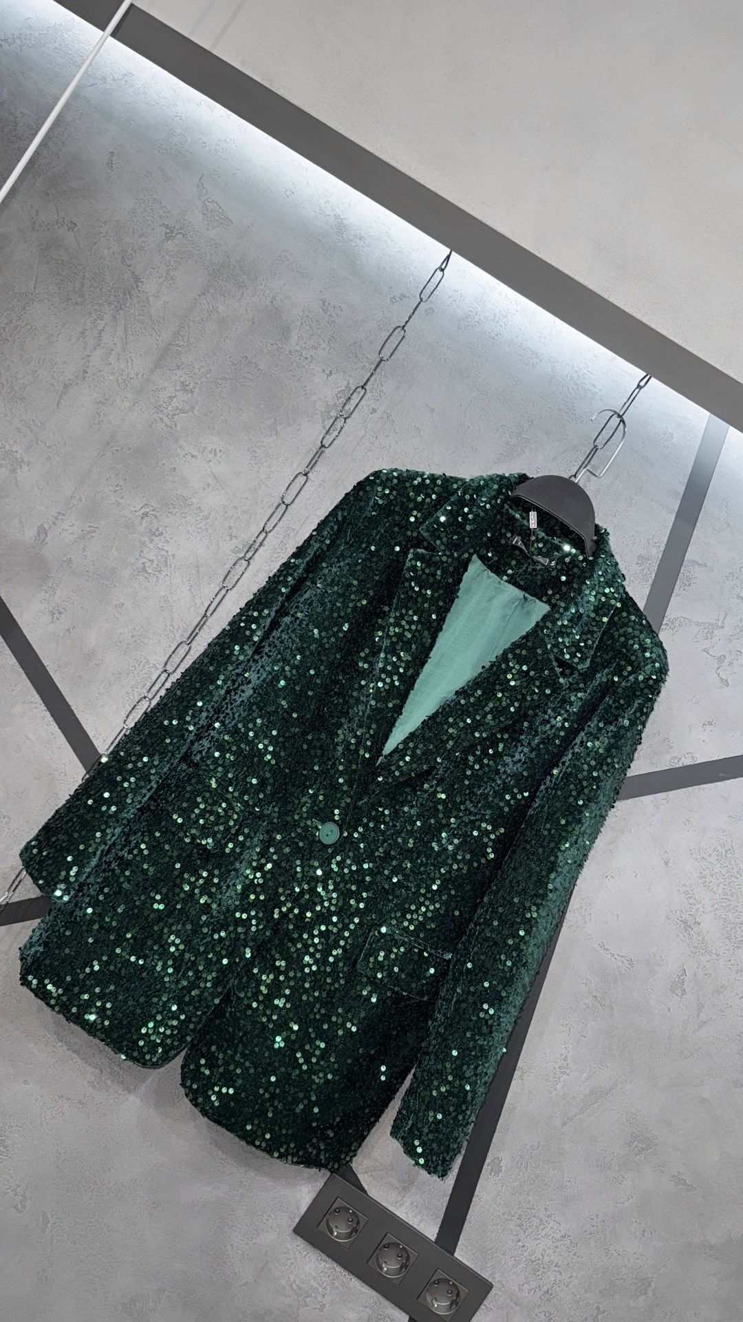 пиджак зеленый,костюм с пайетками,пиджак с пайетками,жакет с пайетками,блестящий пиджак