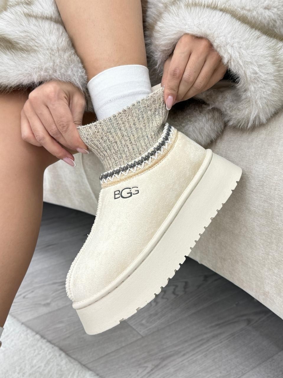 женские угги,,угги,угги укороченные,натуральные угги