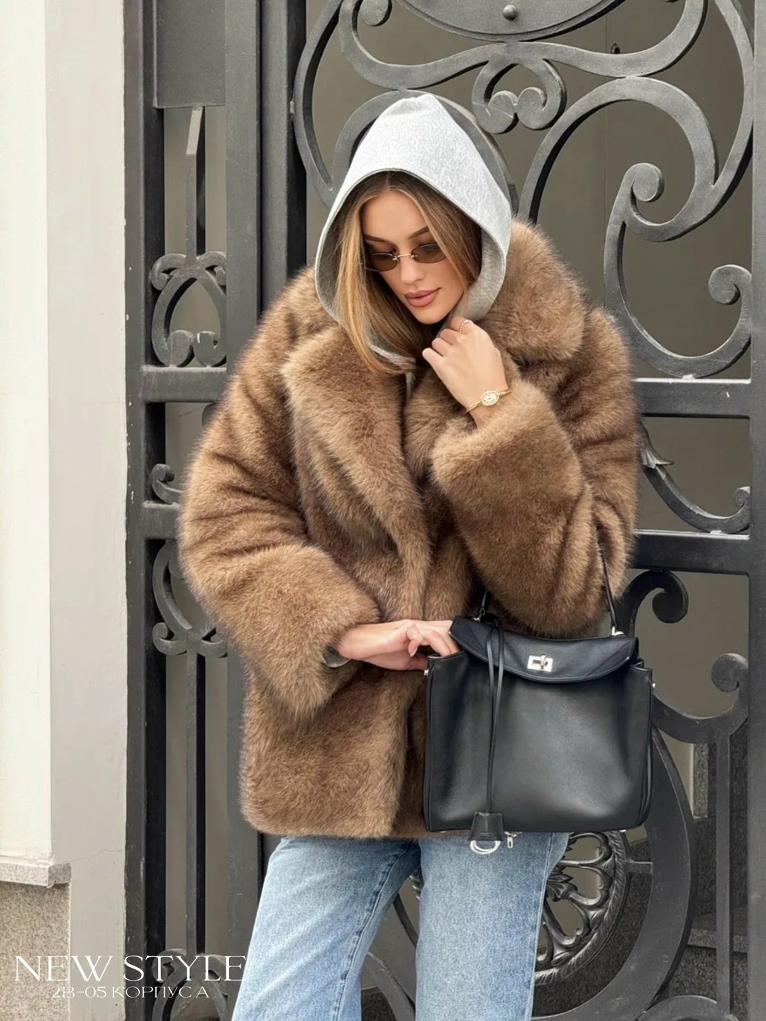 шуба норковая с капюшоном,шуба из норки с капюшоном,норковая шуба,шуба с капюшоном,норковый полушубок с капюшоном