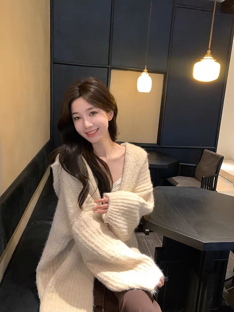 пальто из искусственного меха,вязаный кардиган с капюшоном,меховое пальто с капюшоном,пальто теплое,вязаная куртка