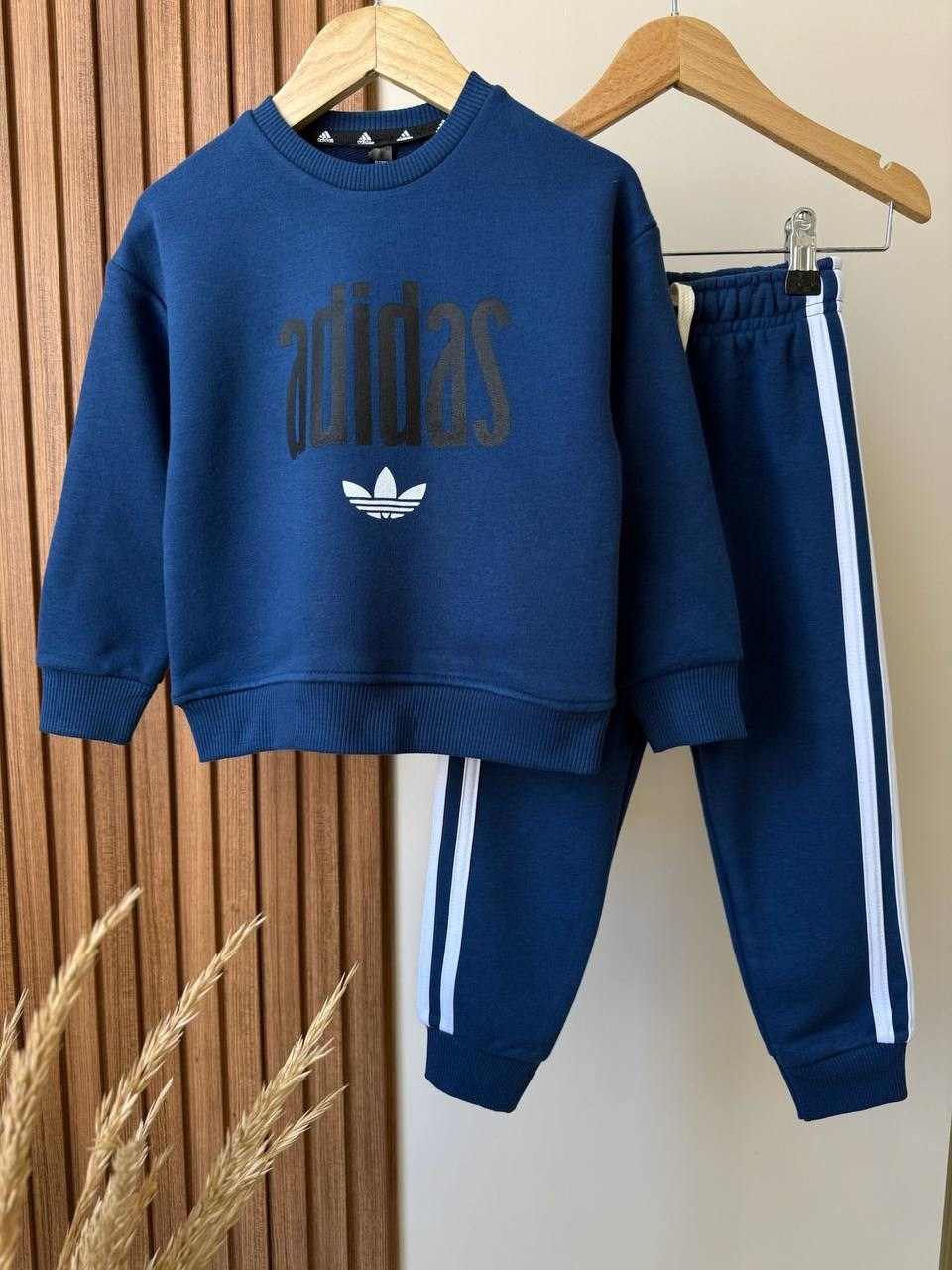 спортивный костюм adidas originals,детский спортивный костюм adidas,костюм спортивный для мальчика адидас 1,детский спортивный костюм adidas originals,костюм спортивный adidas originals костюм