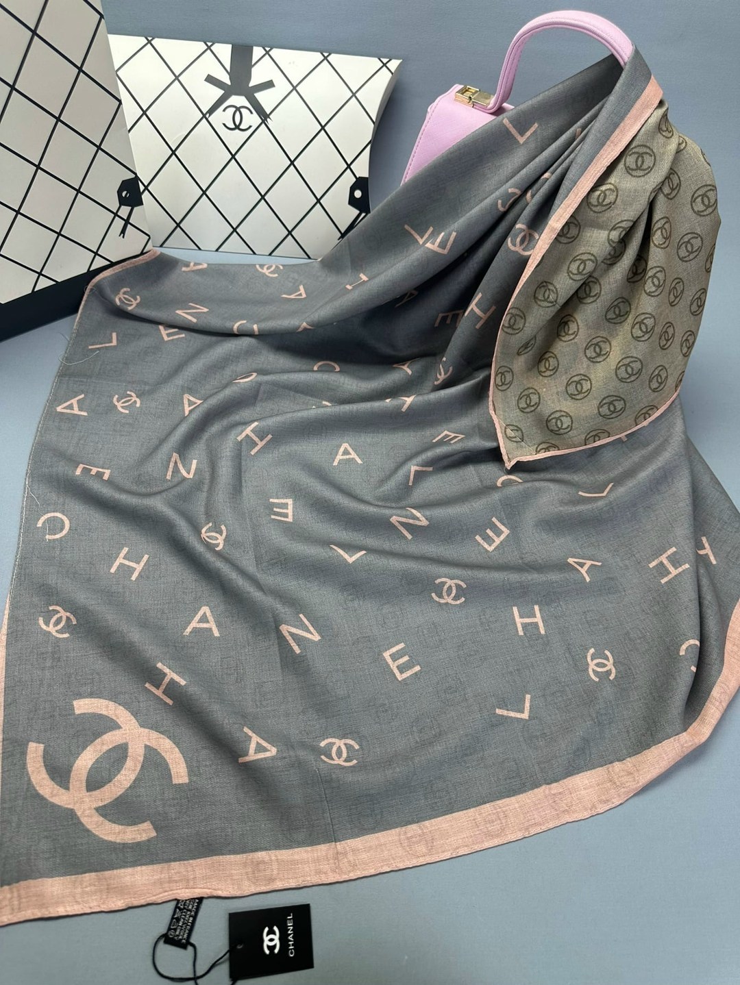 платок gucci,женский платок,брендовый платок,двусторонние платки,шарфы и платки