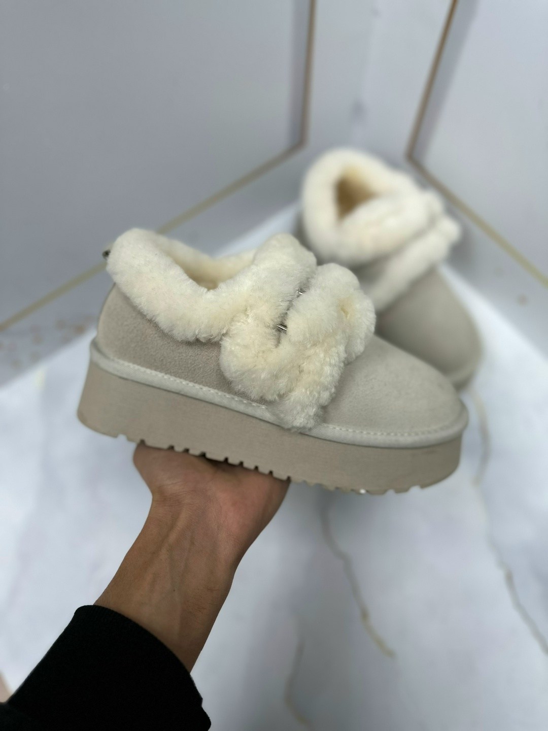 ,угги женские, женская зимняя,модные угги,угги зимние с мехом