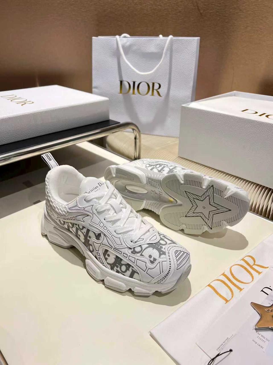 dior кроссовки,кроссовки christian dior,диор кроссовки,кроссовки,кроссовки женскиe