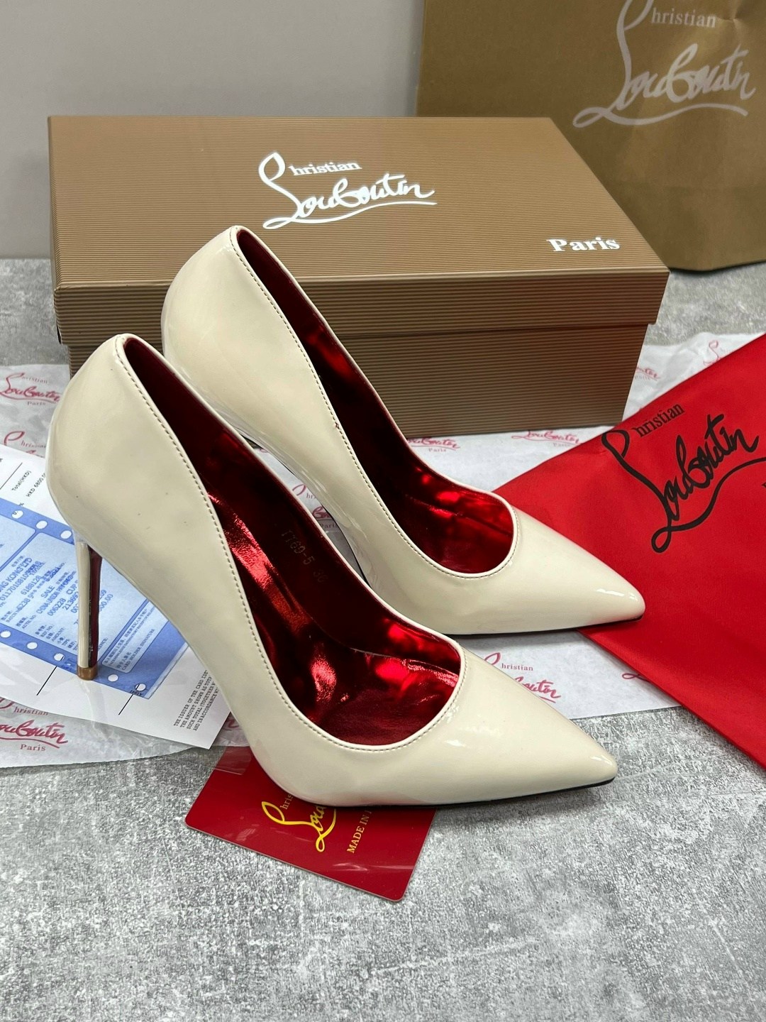 ,туфли christian louboutin,туфли кристиан лабутен,женский туфли,туфли louboutin